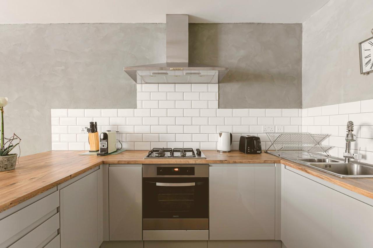 Penthousestays Nr Notting Hill - Luxury 2 Bedroom King Bed Apartment - Near Portobello Road Londra Exterior foto